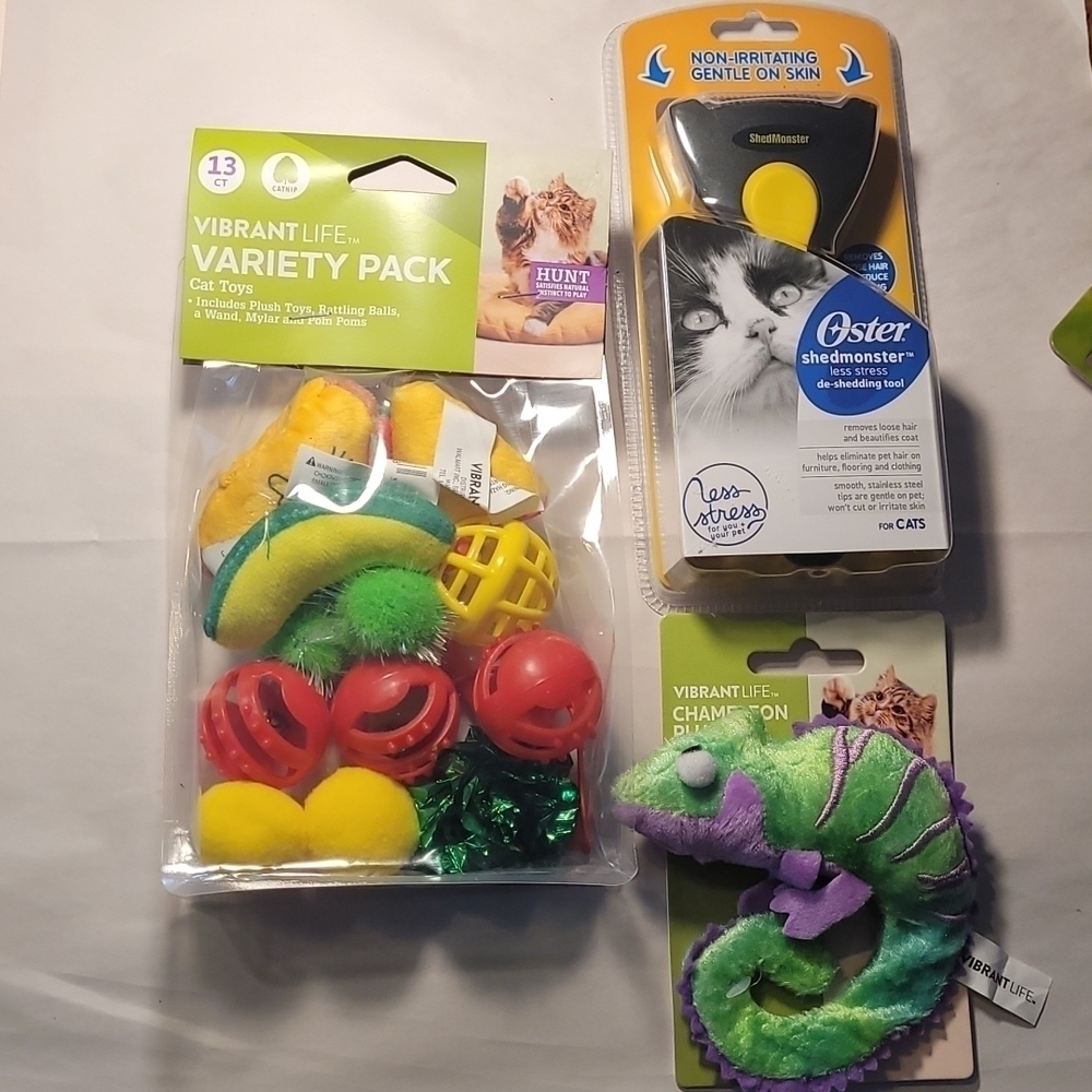 Cat 3 piece Bundle NWT